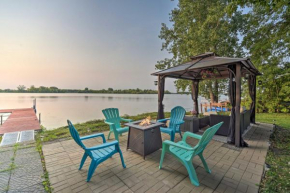 Hugo Home, Direct Lake Access and Private Dock!